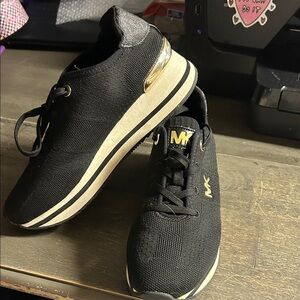 MICHAEL MICHAEL KORS
Monique Knit Trainer 7